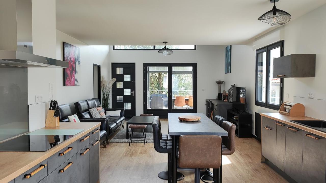 Villa Papillon***. Location Appartement 1Er Etage. Ronce-les-Bains Luaran gambar