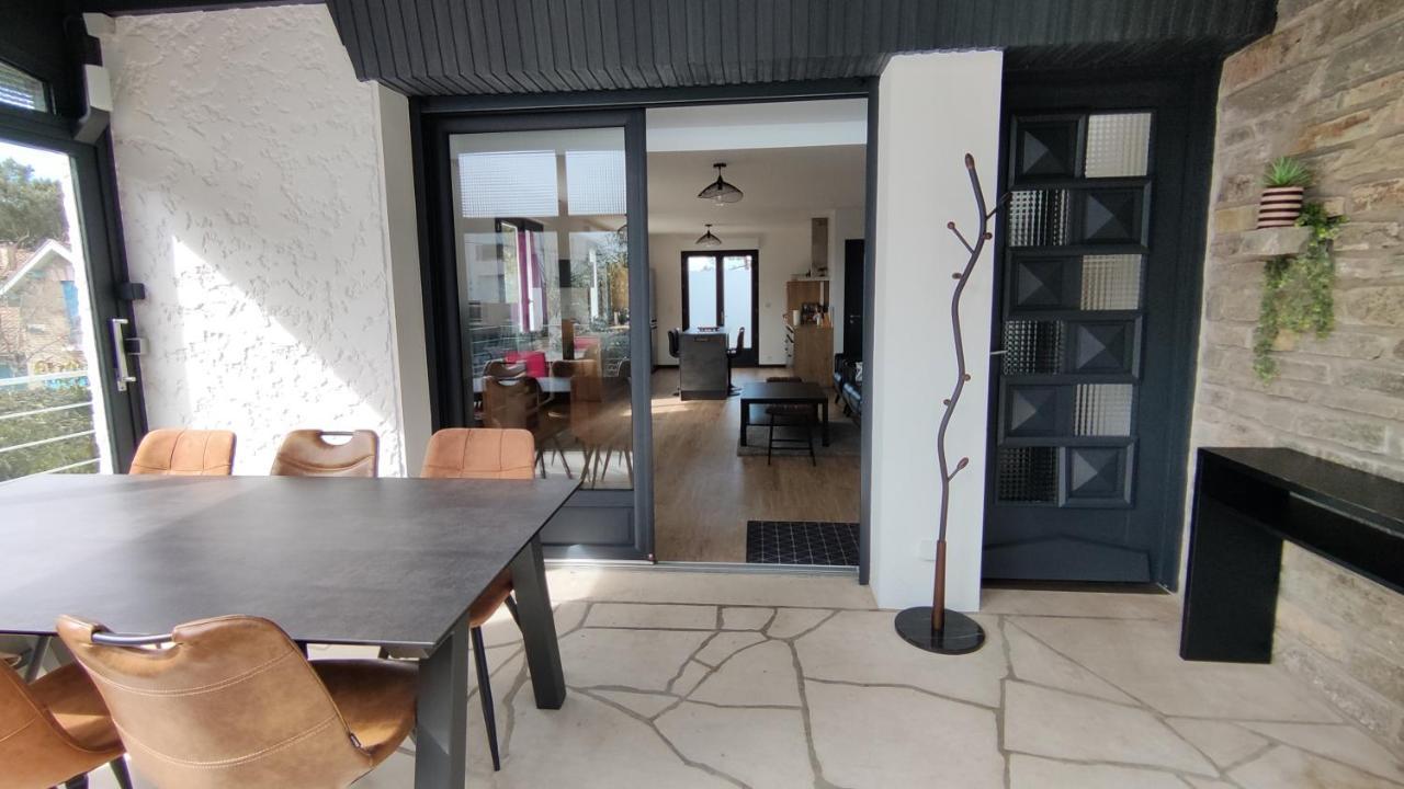 Villa Papillon***. Location Appartement 1Er Etage. Ronce-les-Bains Luaran gambar